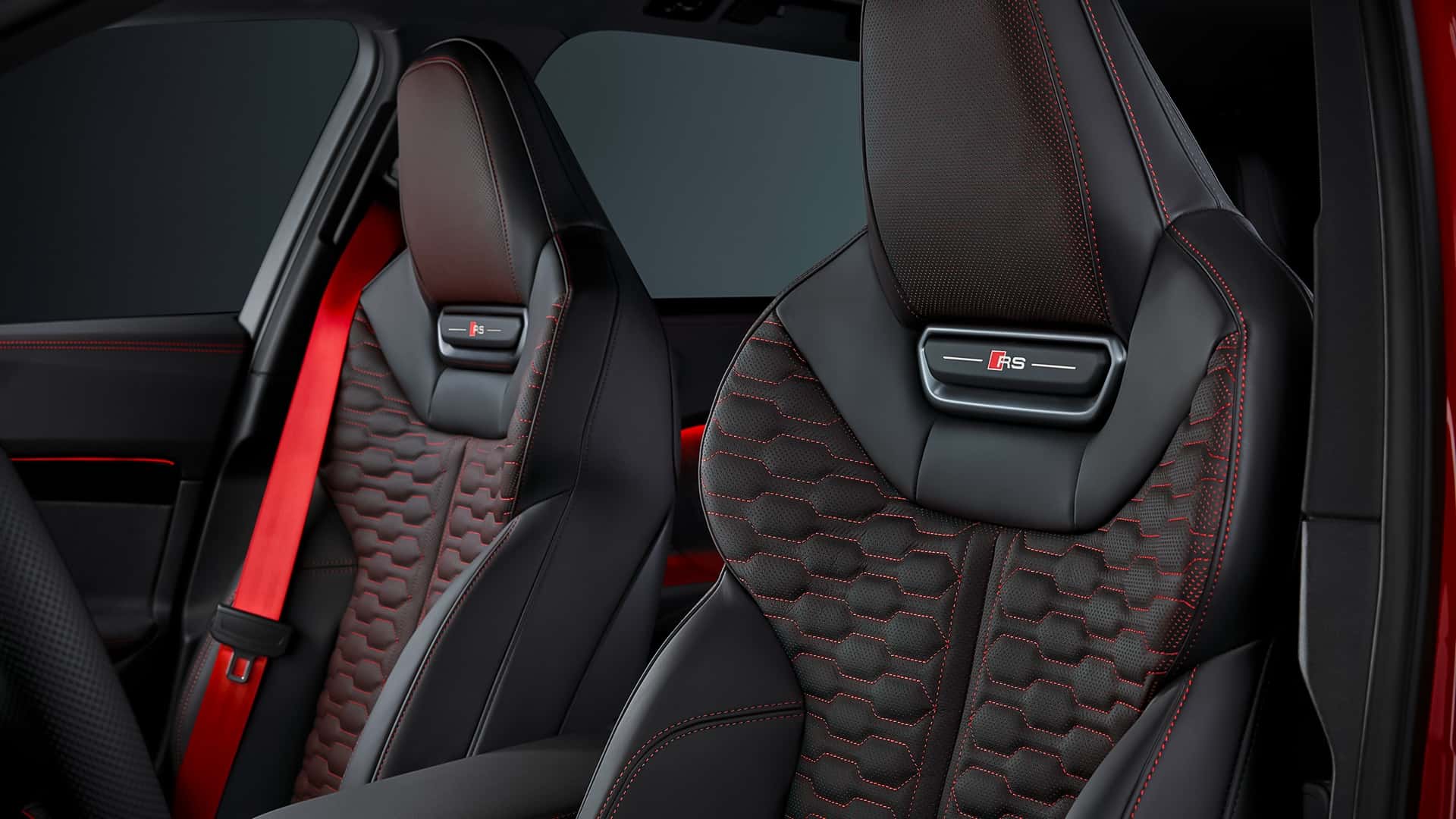 Audi RS5 2026 asientos deportivos