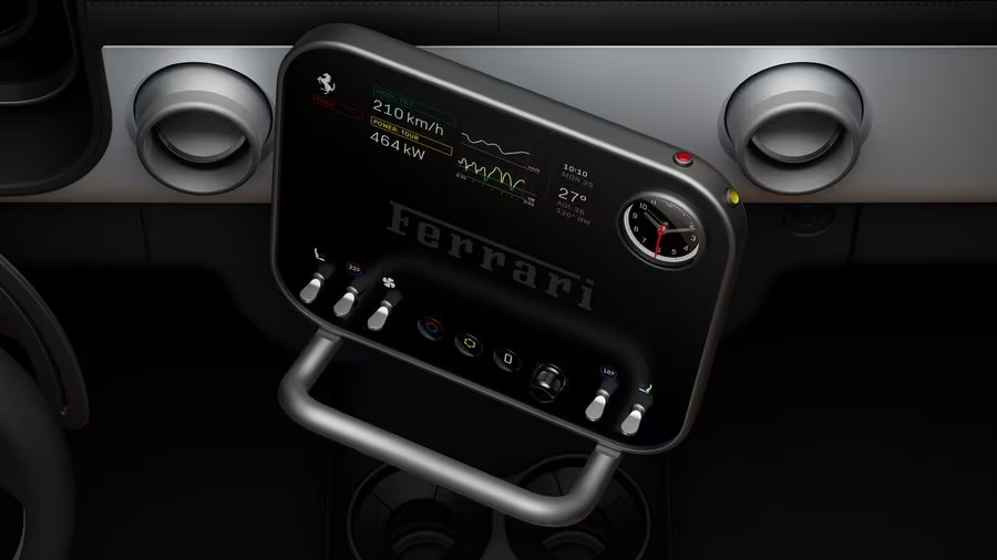 Imagen del interior de Ferrari Luce 3