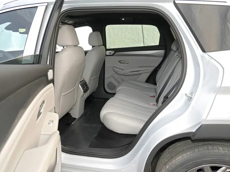 Pantalla central del BYD Song Ultra EV